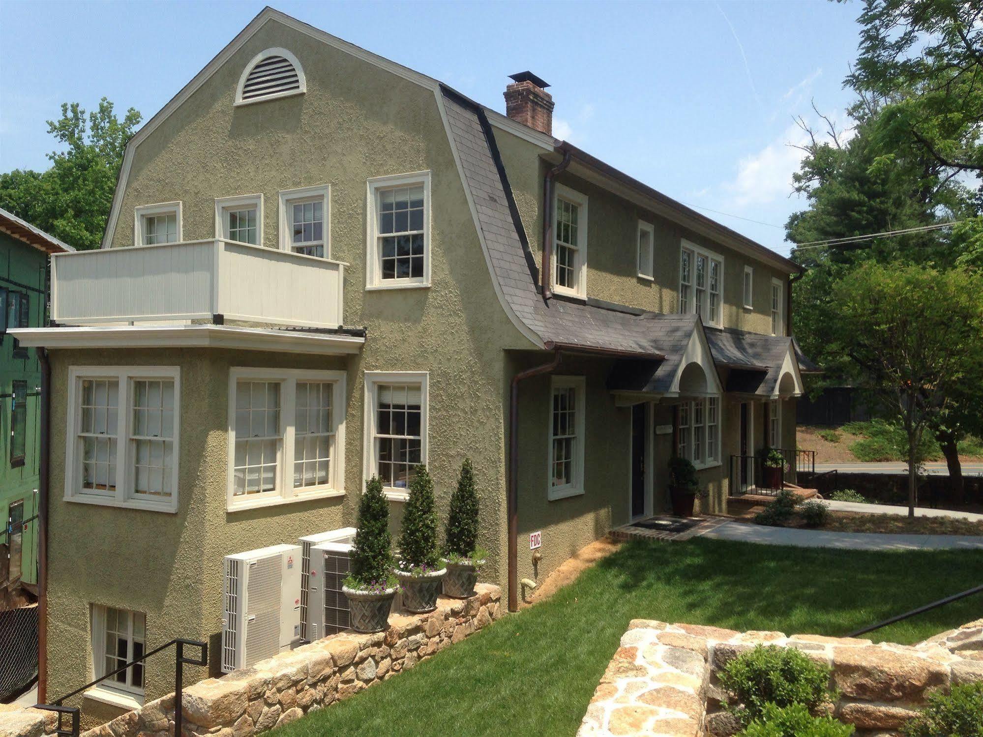 Oakhurst Inn Charlottesville Exteriör bild